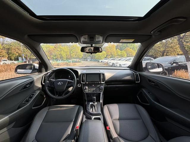 Hyundai ix35 - фото 4