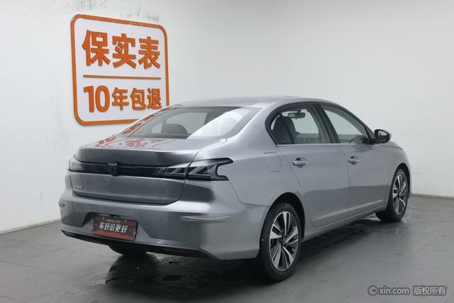 Peugeot 408 - фото 1