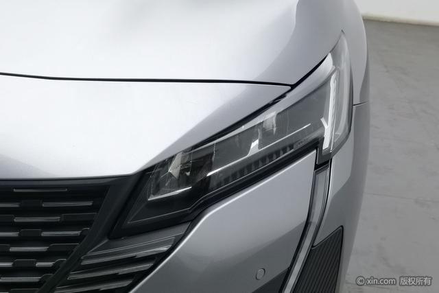 Peugeot 408 - фото 4
