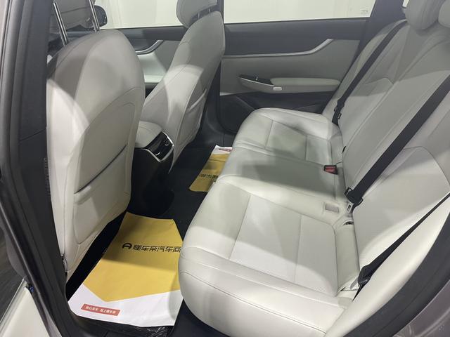 Changan Qiyuan A07 - фото 4