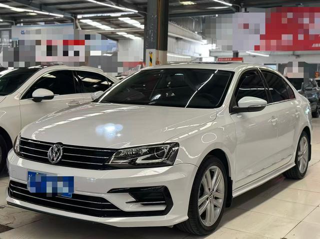 Volkswagen Sagitar - фото 0