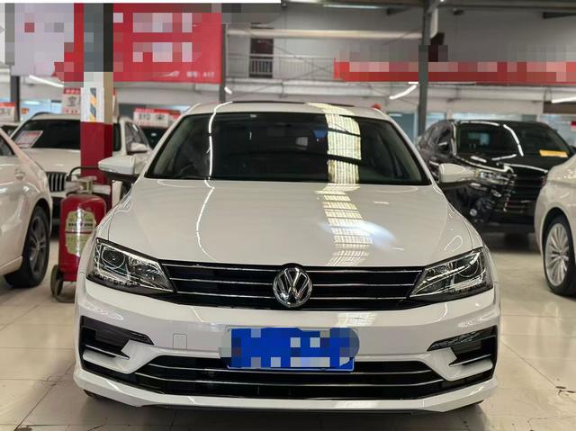 Volkswagen Sagitar - фото 1