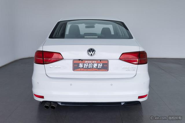 Volkswagen Sagitar - фото 3
