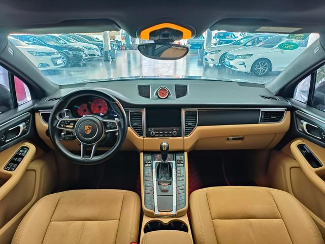 Porsche Macan - фото 4