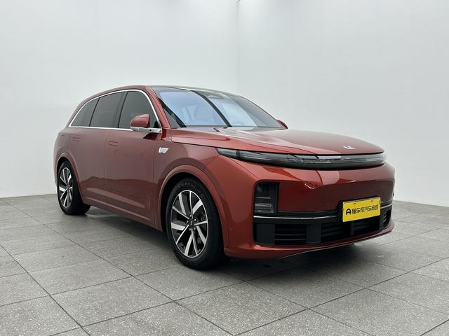 Li Auto L7 - фото 2