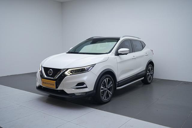 Nissan Qashqai - фото 0