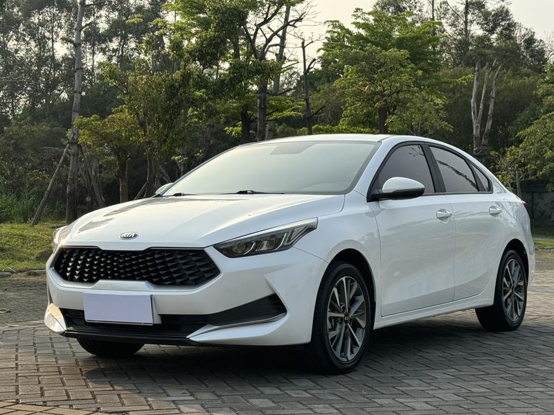 Kia K3 - фото 0