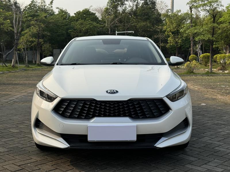 Kia K3 - фото 1