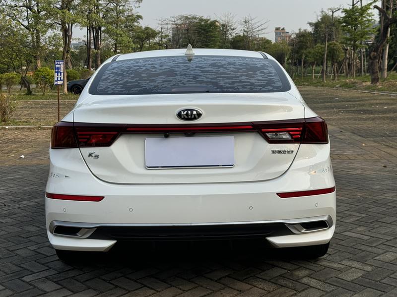 Kia K3 - фото 4