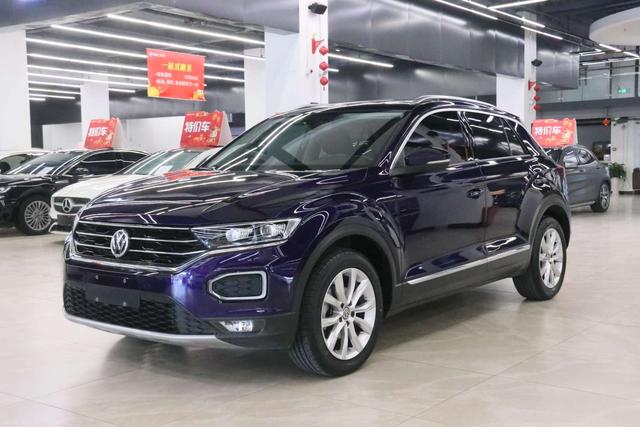 Volkswagen T-Roc - фото 0