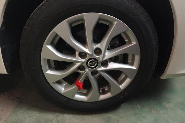 Nissan Sylphy - фото 4