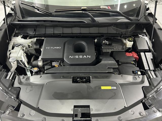 Nissan Pathfinder - фото 1