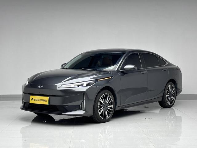 Changan Qiyuan A05 - фото 0