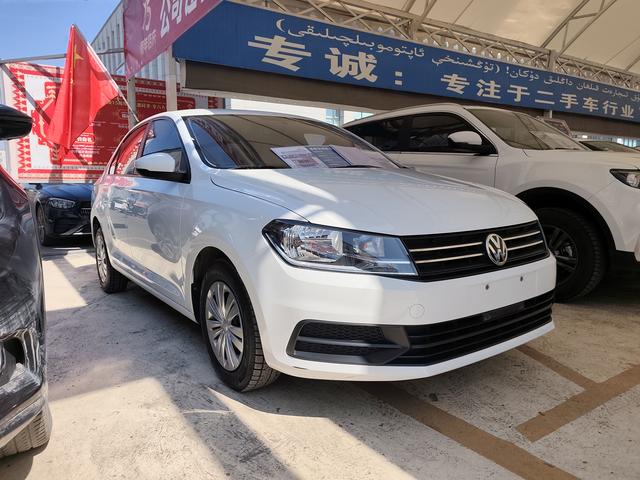 Volkswagen Santana - фото 2