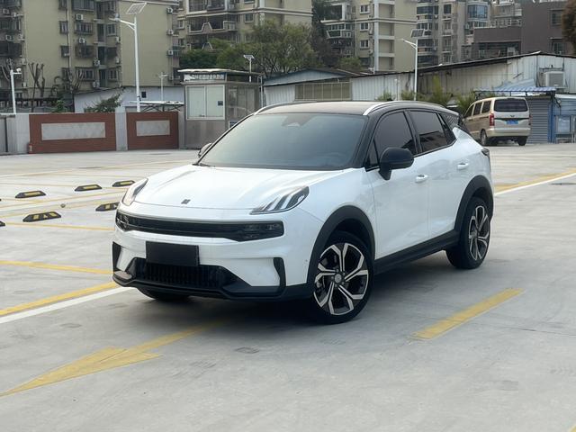Lynk & Co 06 - фото 0