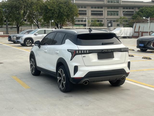 Lynk & Co 06 - фото 3