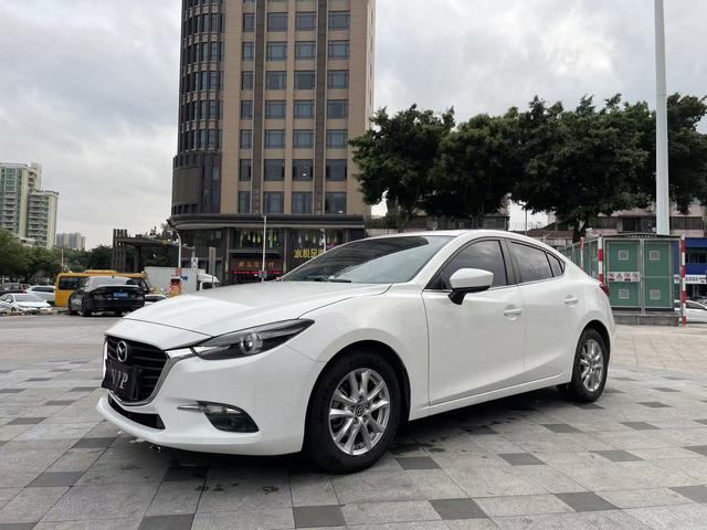 Mazda 3 Axela - фото 0