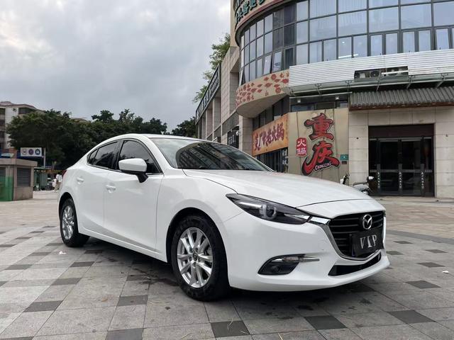 Mazda 3 Axela - фото 2