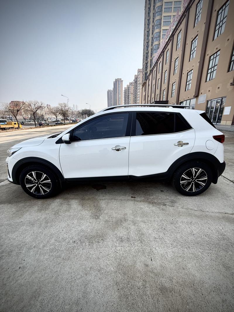 Kia Pegas - фото 3