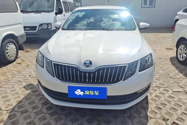 Skoda Octavia - фото 2