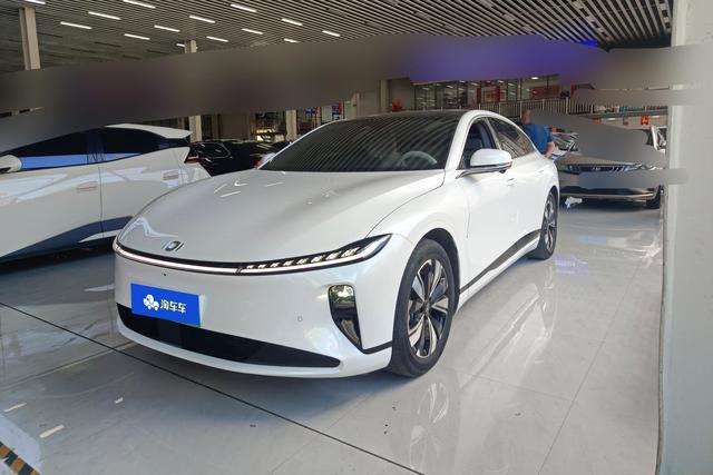 Changan Qiyuan A07 - фото 0