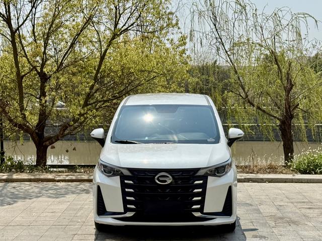 GAC Trumpchi Trumpchi M6 - фото 1