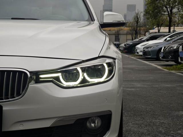 BMW 3-Series - фото 3