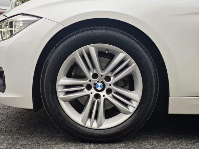BMW 3-Series - фото 4