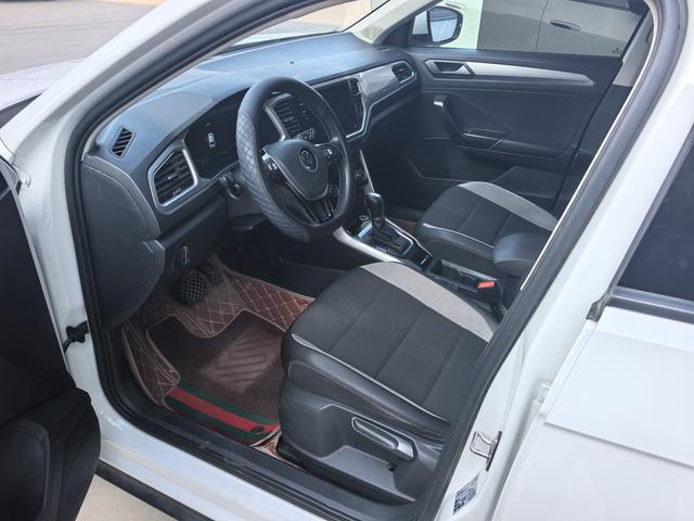 Volkswagen T-Roc - фото 4
