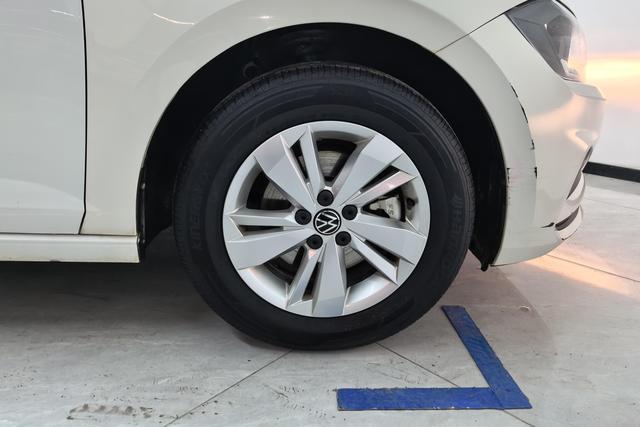 Volkswagen Polo - фото 4