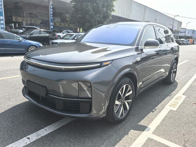 Li Auto L7 - фото 0