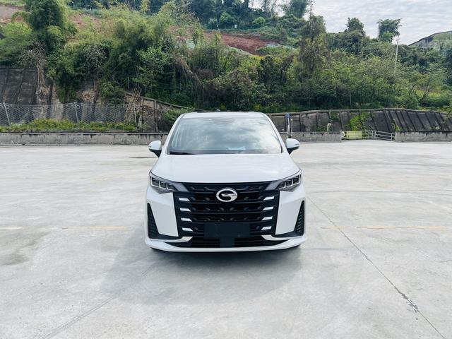 GAC Trumpchi Trumpchi M6 - фото 1