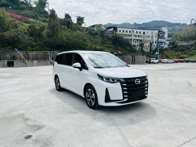 GAC Trumpchi Trumpchi M6 - фото 2
