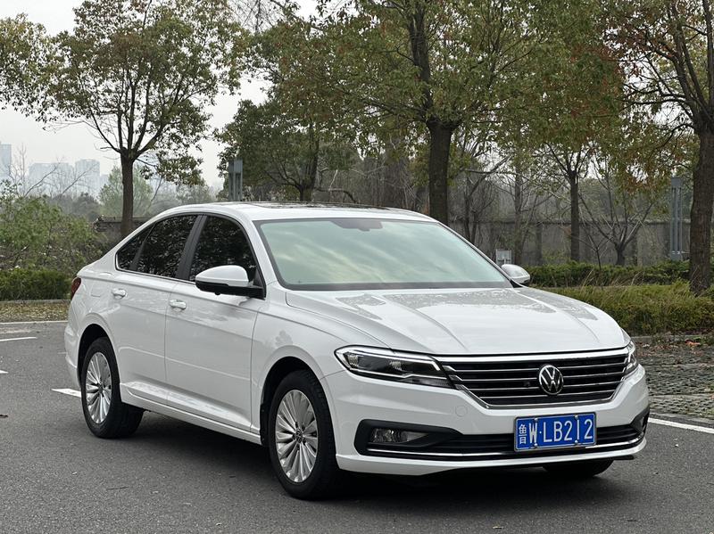 Volkswagen Lavida - фото 2