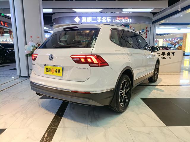 Volkswagen Tiguan L - фото 3