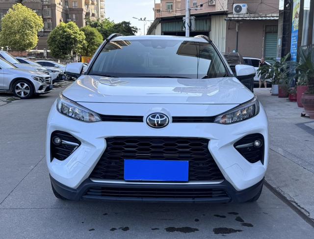 Toyota Wildlander - фото 1