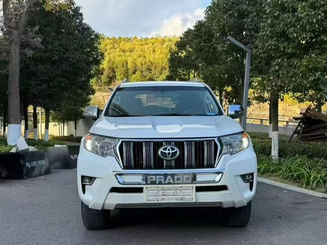 Toyota Prado (Import) - фото 1