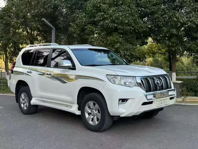 Toyota Prado (Import) - фото 2