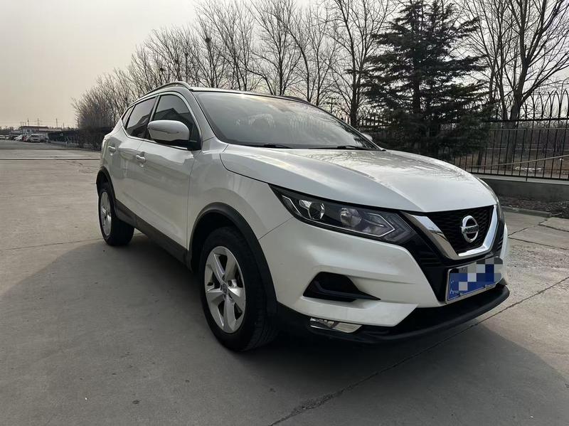 Nissan Qashqai - фото 2