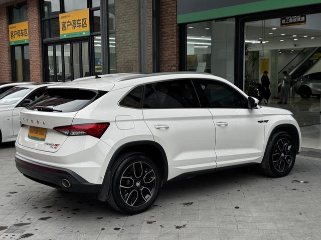 Skoda Kodiaq GT - фото 3