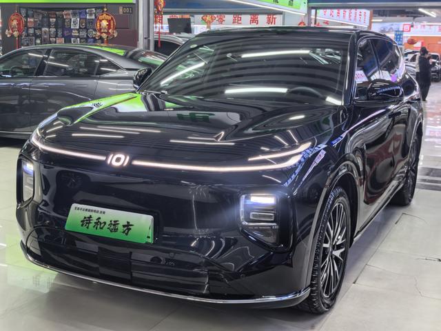 Changan Qiyuan Q07 - фото 0