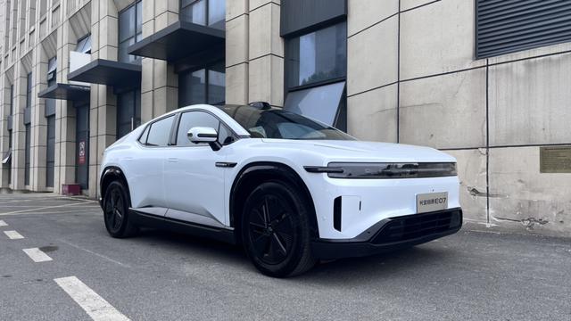 Changan Qiyuan E07 - фото 2