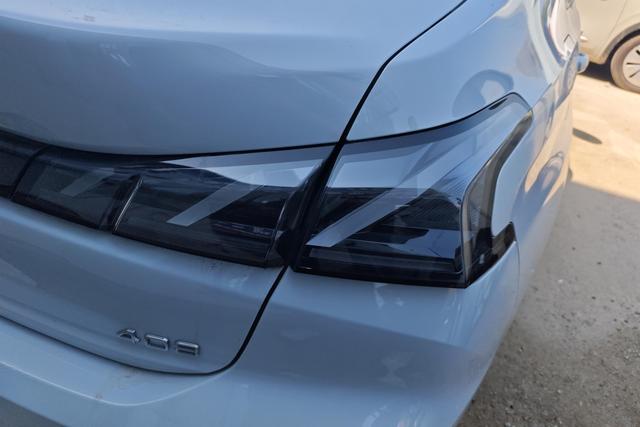 Peugeot 408 - фото 4