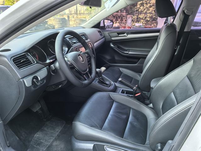 Volkswagen Sagitar - фото 3