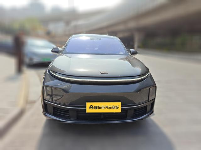 Li Auto L7 - фото 1