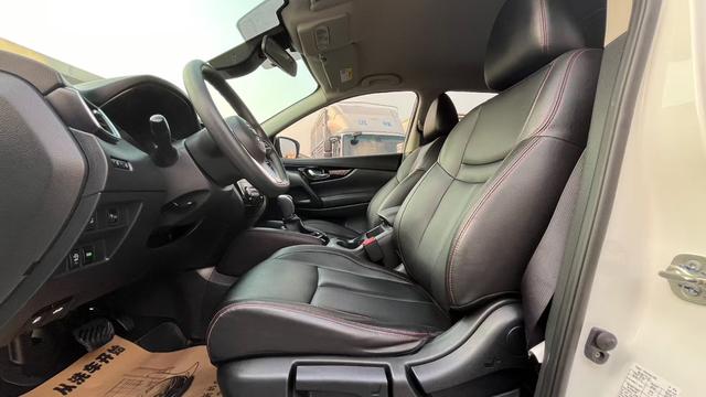 Nissan Qashqai - фото 3