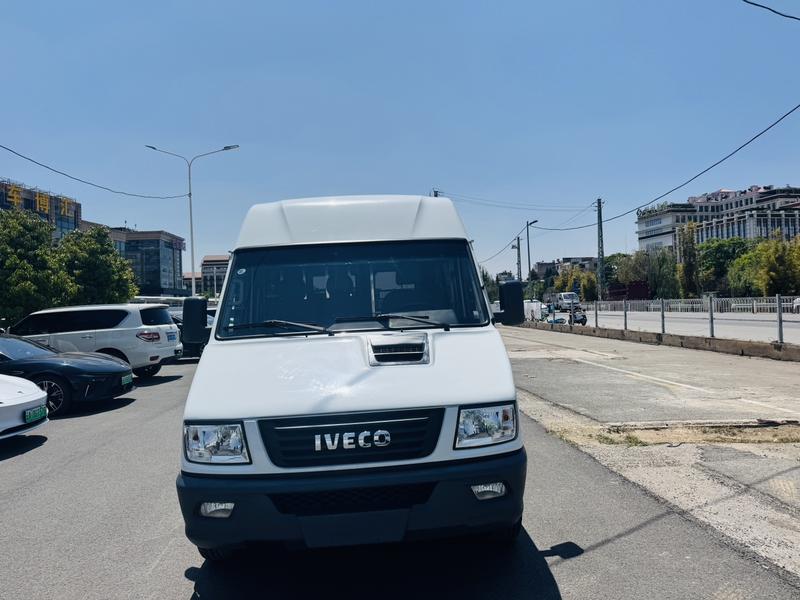 Iveco Daily - фото 1