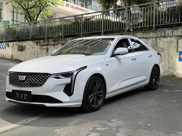 Cadillac CT4 - фото 0