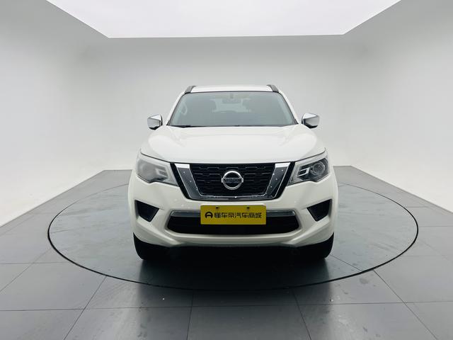 Nissan Terra - фото 1