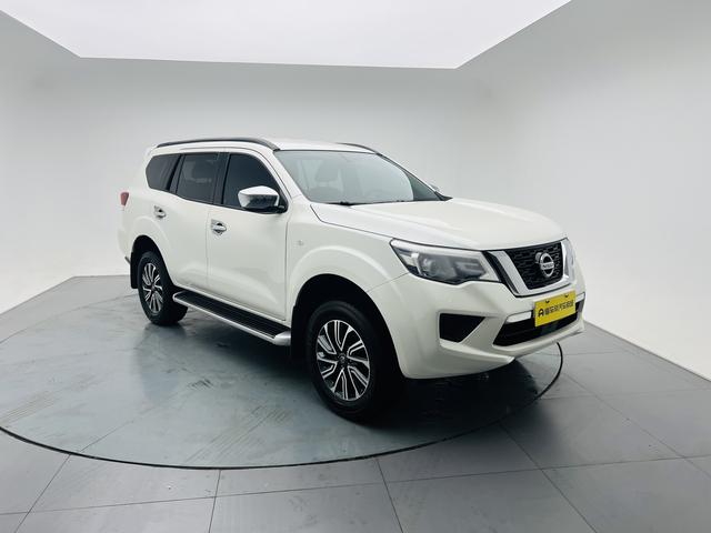 Nissan Terra - фото 2